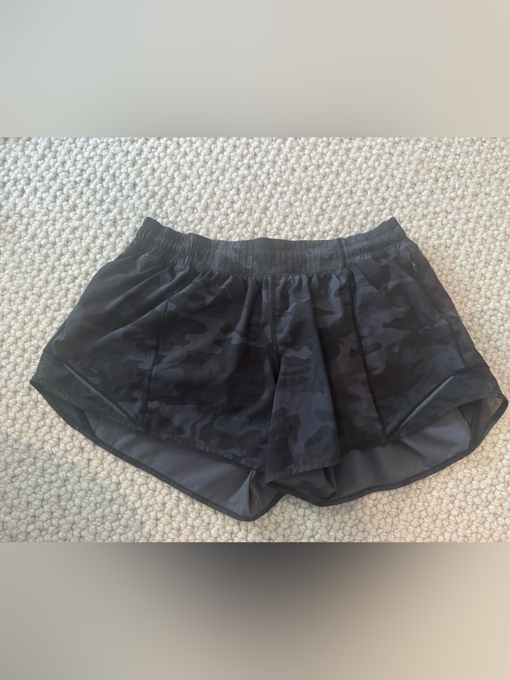 lululemon athletica Black Camo Hotty Hot Low-Rise Lined Short 4"